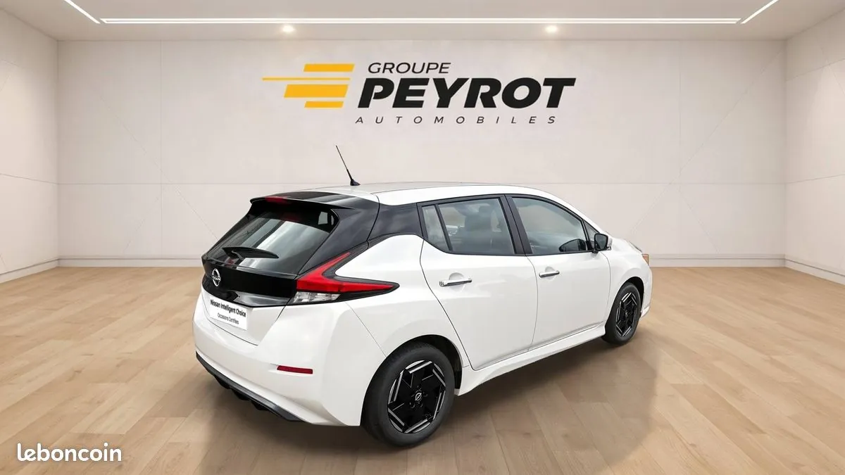 Nissan Leaf 2025 photo 5