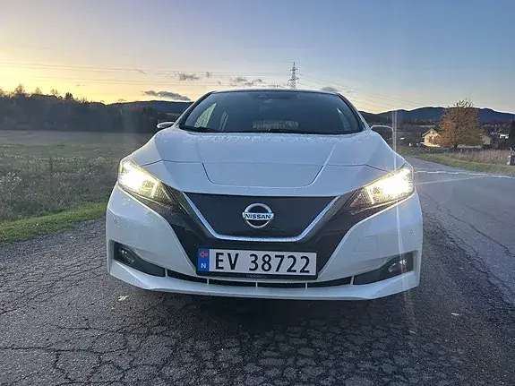 Nissan Leaf 2018 photo 4
