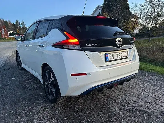 Nissan Leaf 2018 photo 3