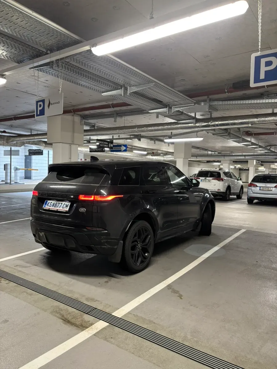 Land Rover Range Rover Evoque 2021 photo 2