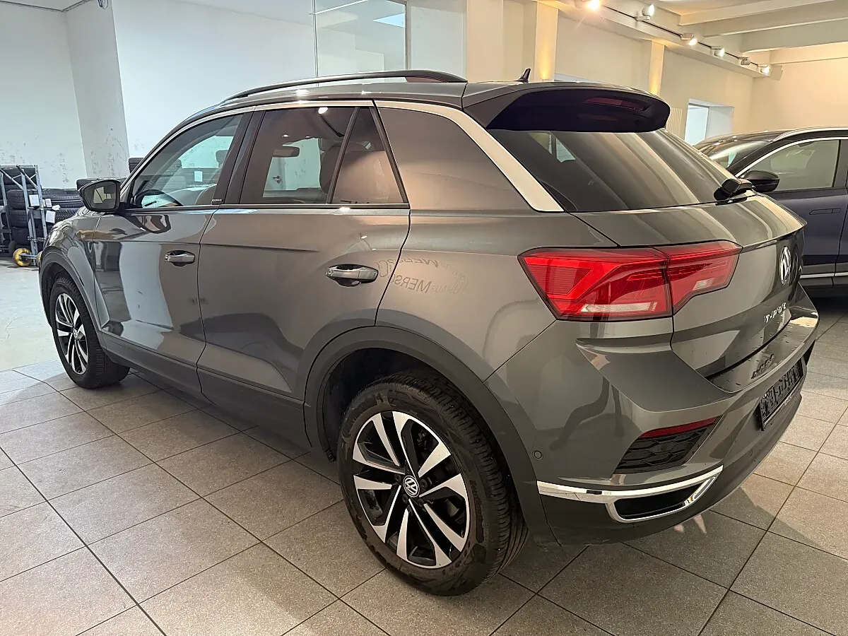 Volkswagen T-Roc 2019 photo 3