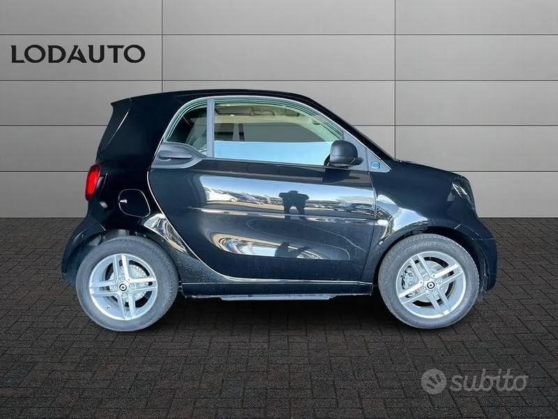 Smart Fortwo 2022 photo 5