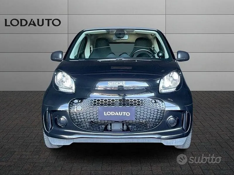 Smart Fortwo 2022 photo 3