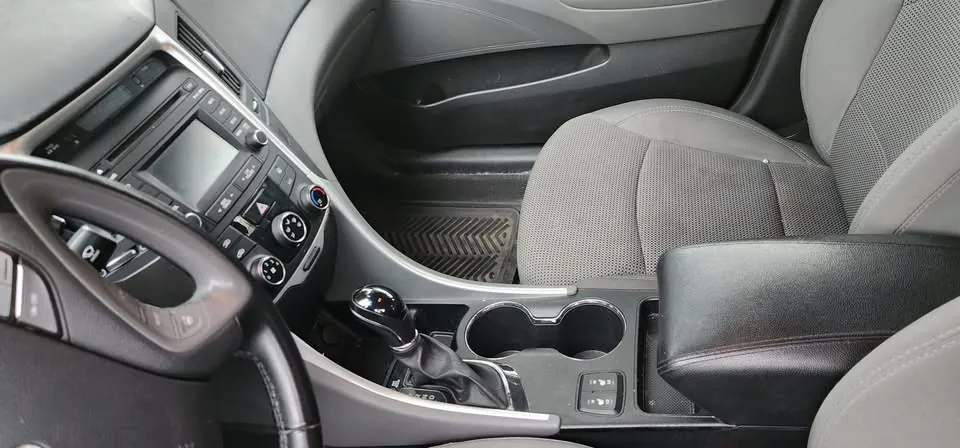 Hyundai Sonata 2014 photo 3