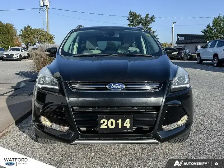 Ford Escape 2014 photo 2