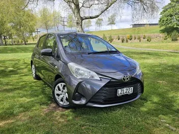 Toyota Yaris 2019 photo 2