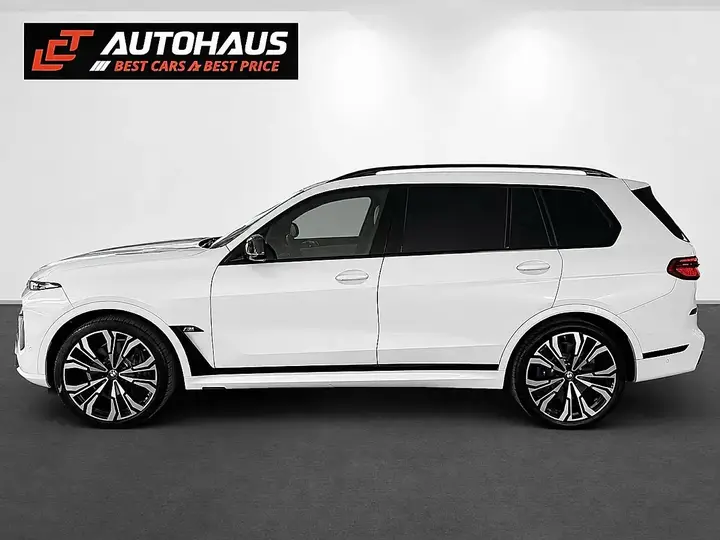 BMW X7 2023 photo 2