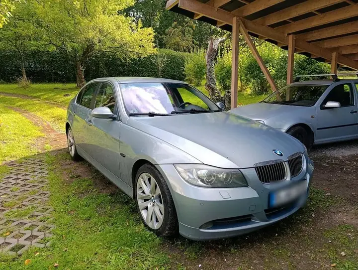 BMW E90