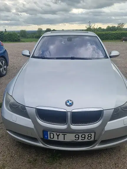 BMW 318D 2008 photo 5