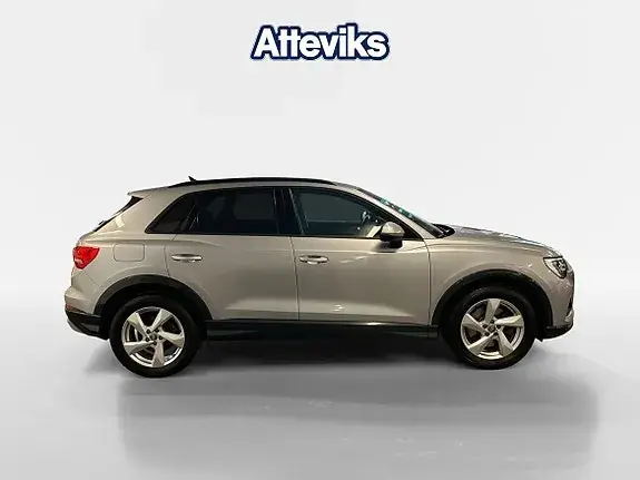 Audi Q3 2019 photo 2