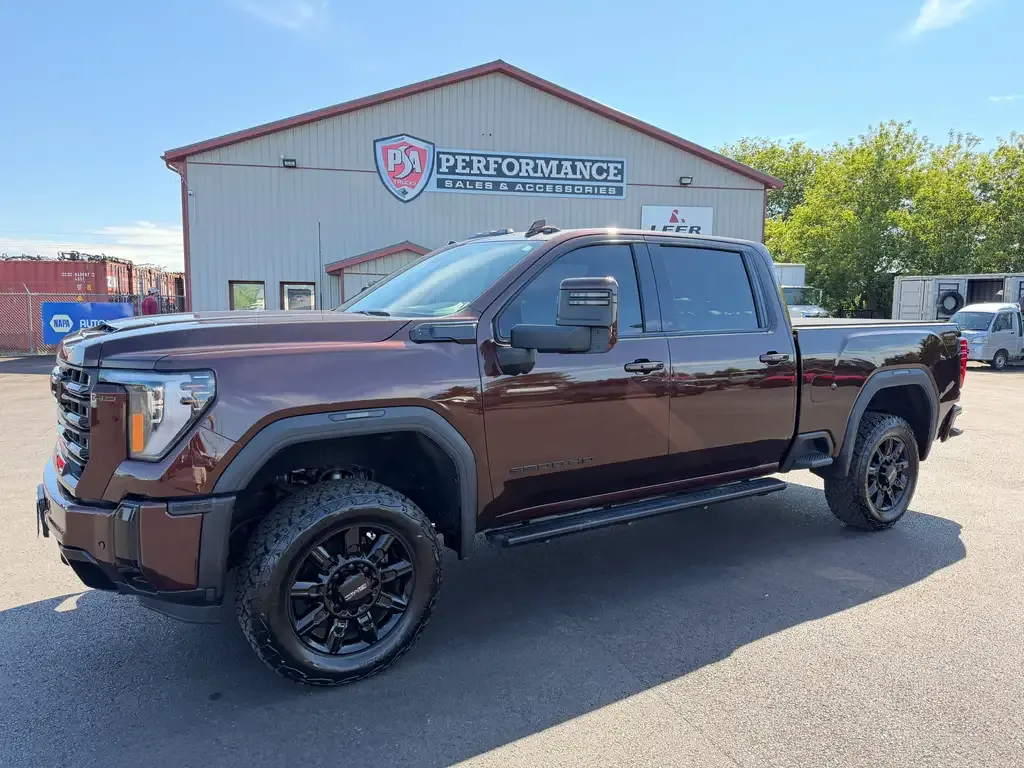 GMC Sierra 3500Hd 2024 photo 3