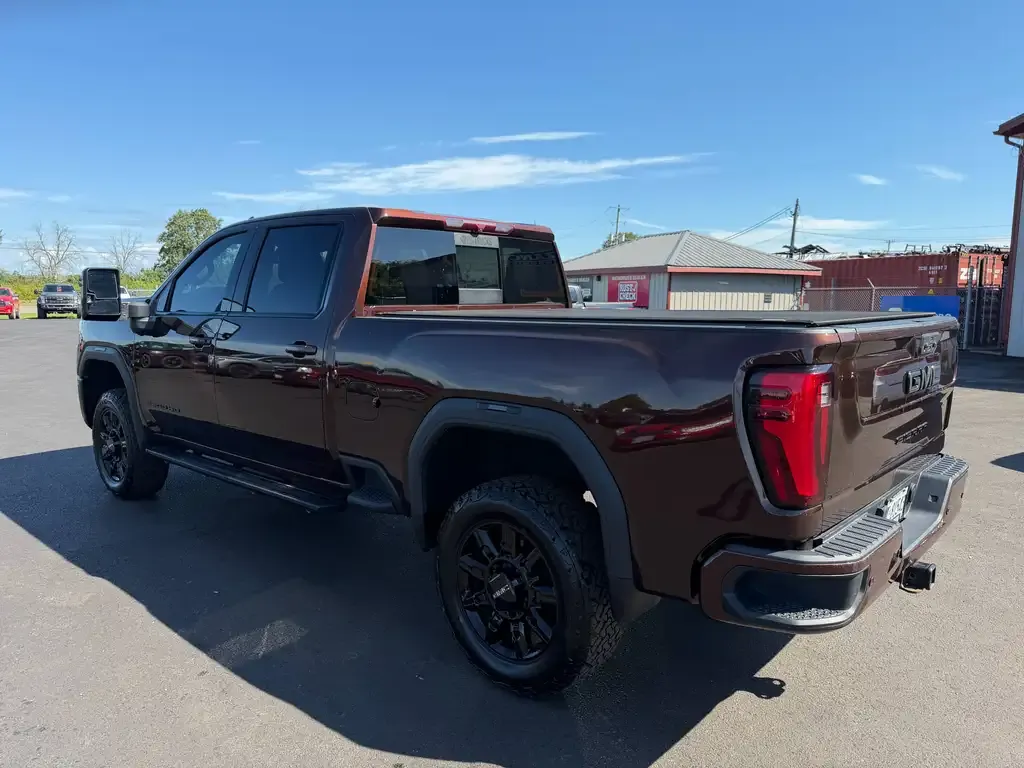 GMC Sierra 3500Hd 2024 photo 5