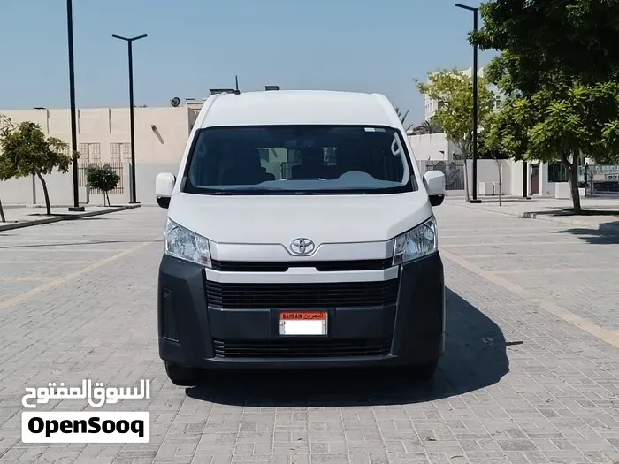 Toyota Hiace 2023 photo 4