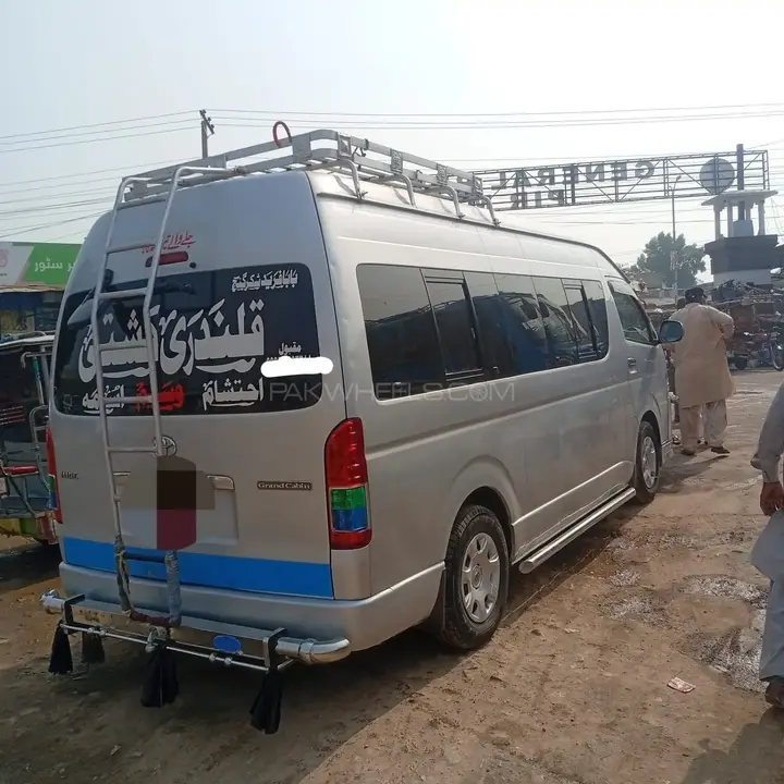 Toyota Hiace