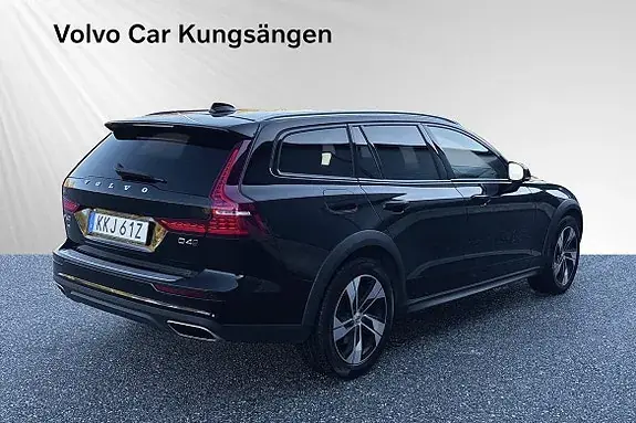Volvo V60 Cross Country 2020 photo 5