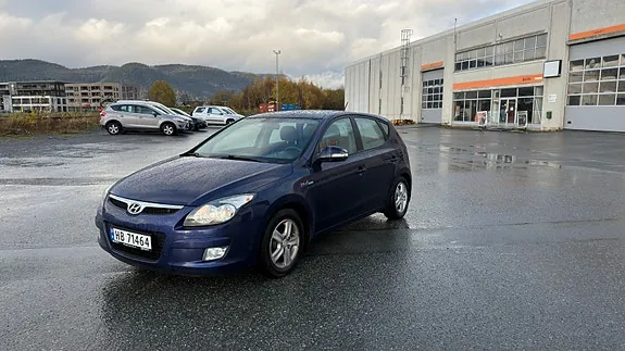 Hyundai I30 2010 photo 2