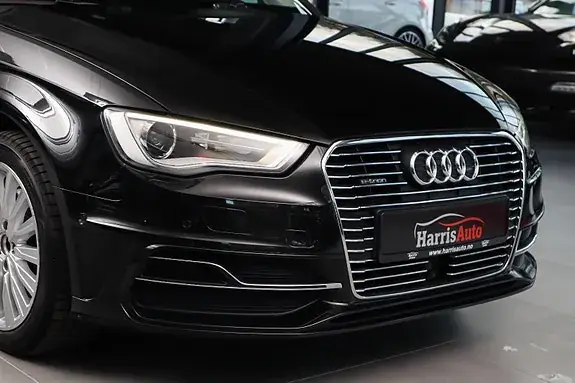 Audi A3 2015 photo 2