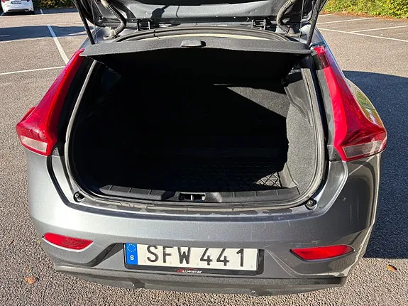 Volvo V40 2016 photo 4