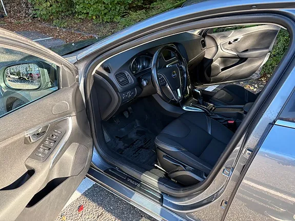 Volvo V40 2016 photo 3