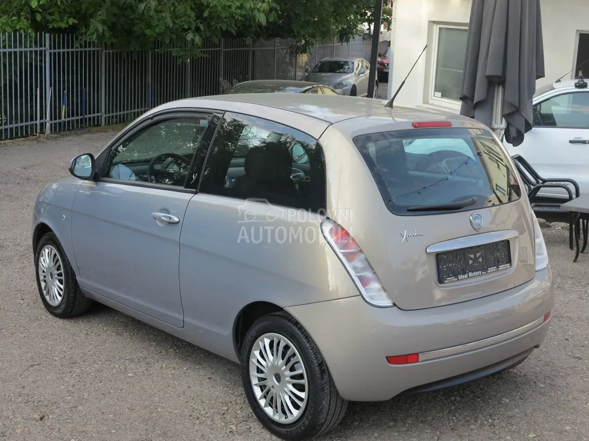 Lancia Ypsilon 2010 photo 4