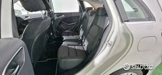 Mercedes-Benz B 180 Cdi Executive 2013 photo 5