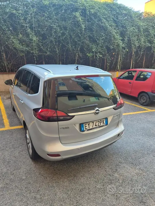Opel Zafira 2015 photo 2