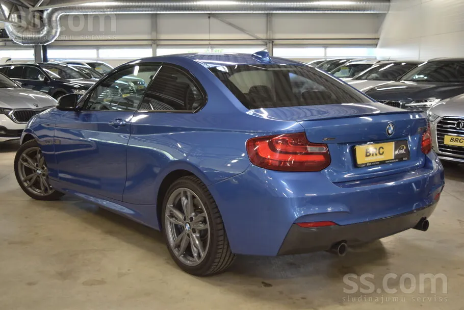 BMW M235I 2015 photo 2