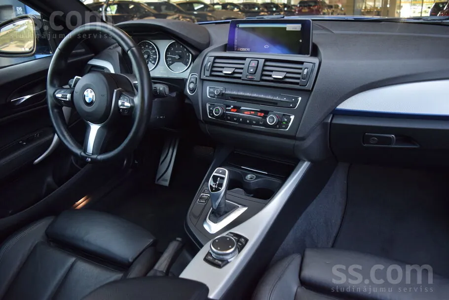 BMW M235I 2015 photo 4