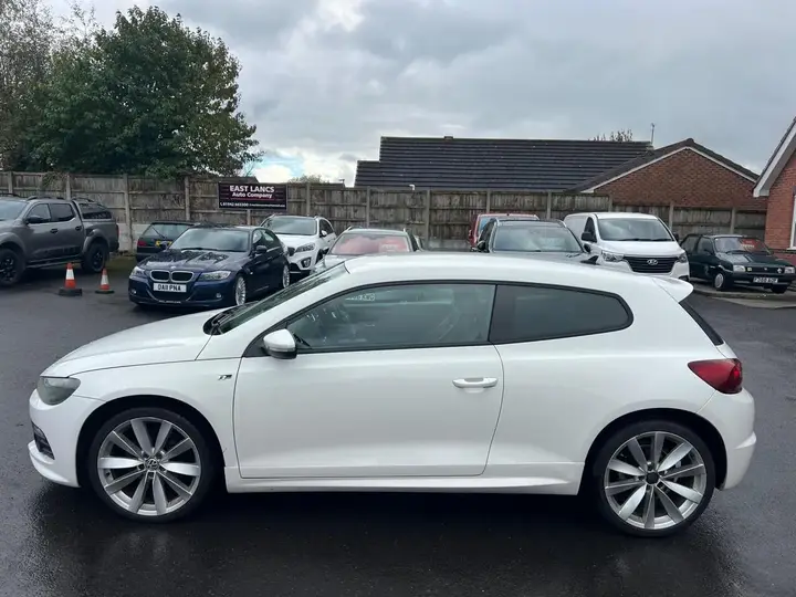 Volkswagen Scirocco 2012 photo 4
