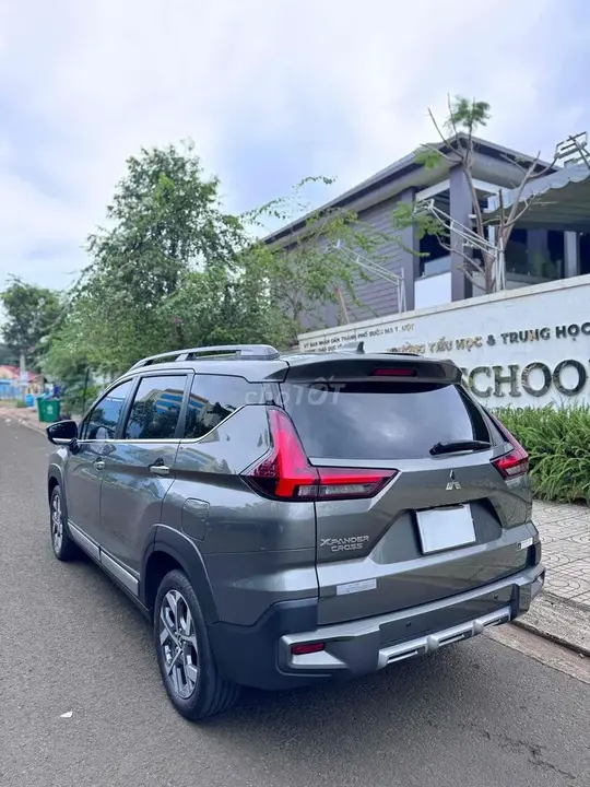 Mitsubishi Xpander Cross 2023 photo 3