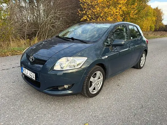 Toyota Auris 2008 photo 2