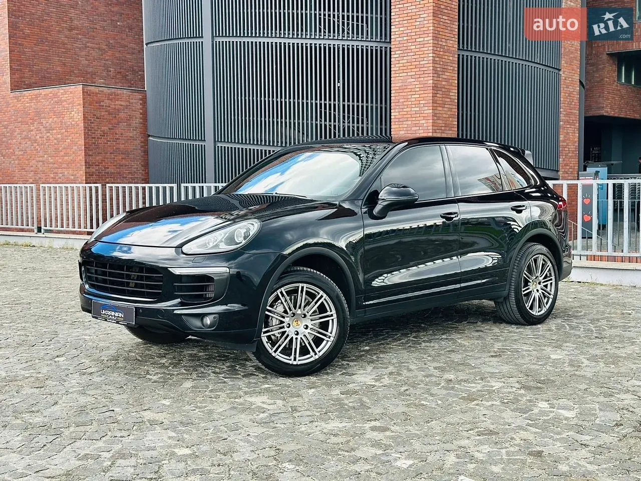 Porsche Cayenne 2014 photo 2