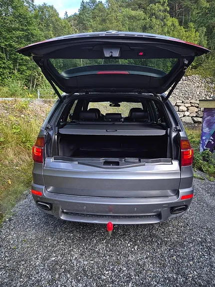 BMW X5 2011 photo 2