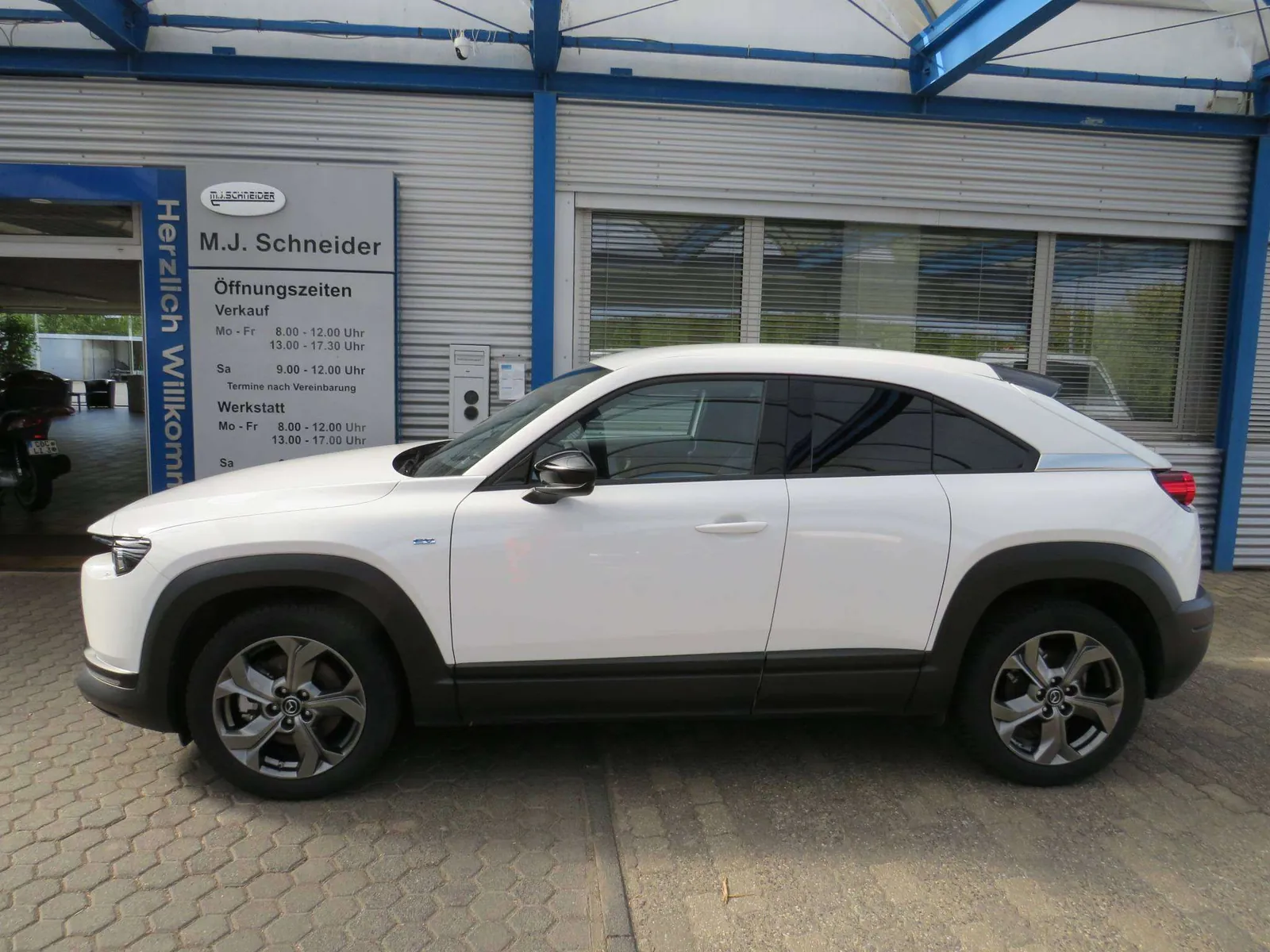 Mazda Mx-30 2023 photo 3