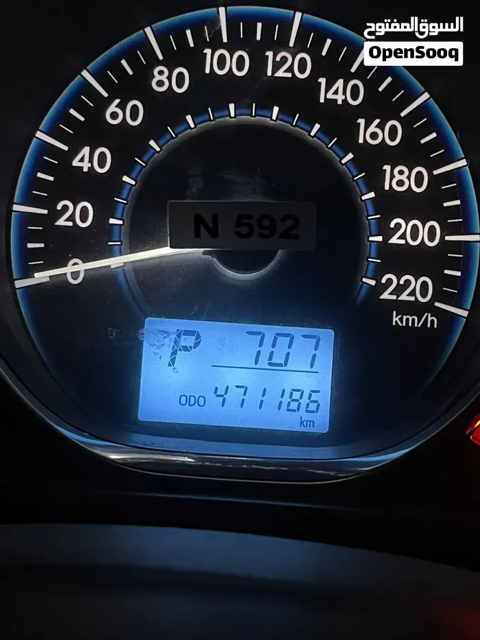Toyota Yaris 2017 photo 2