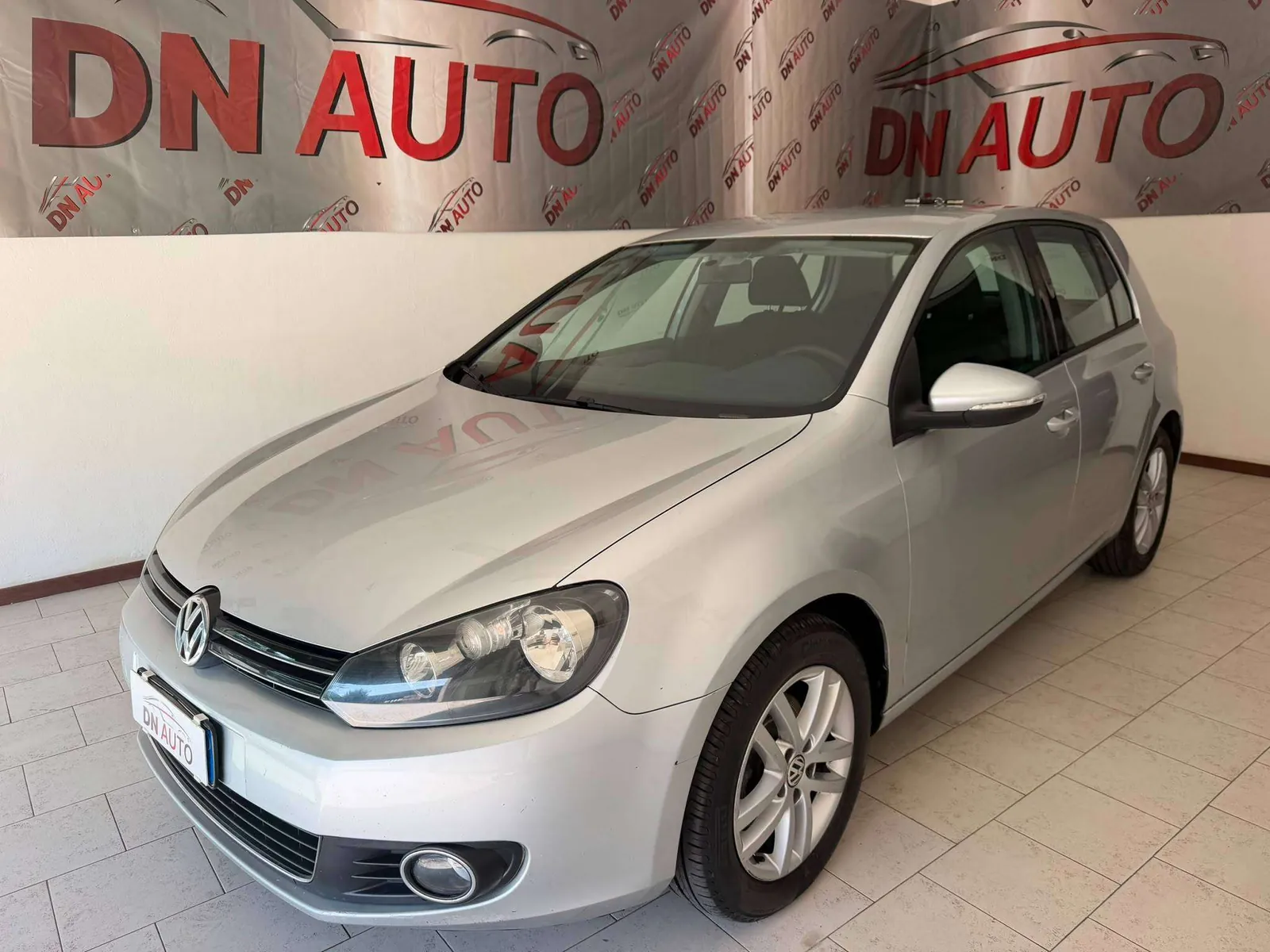 Volkswagen Golf 2012 photo 2
