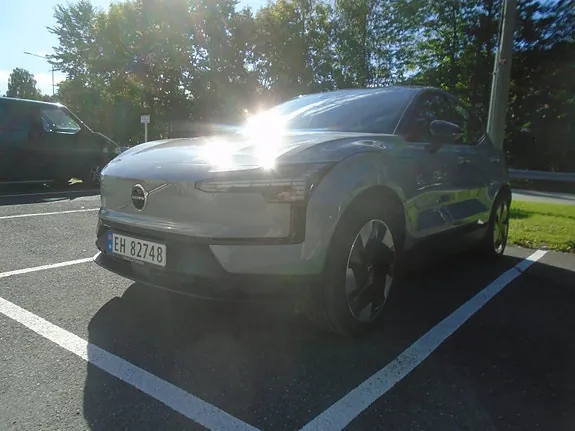 Volvo Ex30 2024 photo 3