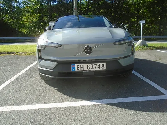 Volvo Ex30 2024 photo 4
