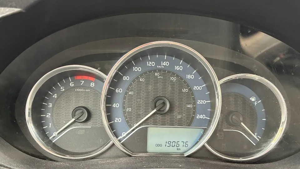 Toyota Corolla 2014 photo 3