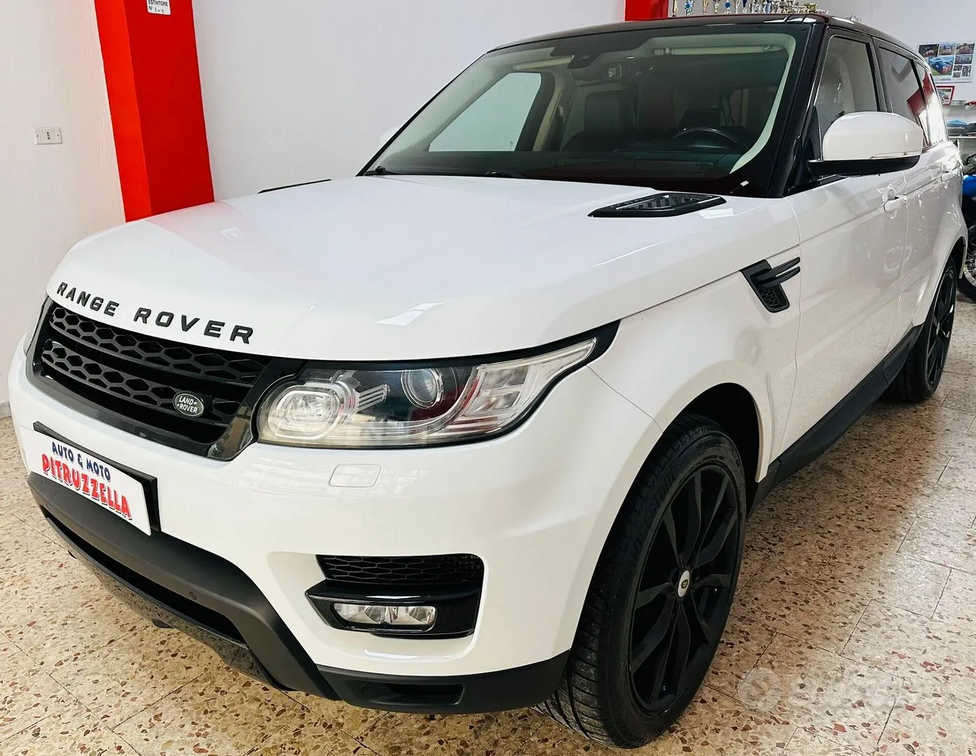 Land Rover Range Rover Sport 2014 photo 2