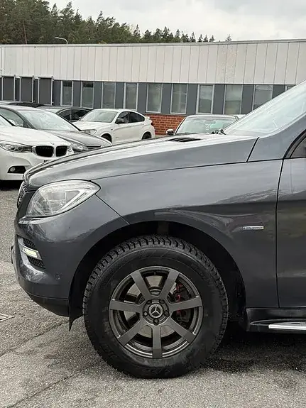 Mercedes-Benz Ml 350 2012 photo 2