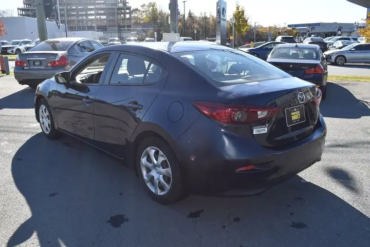 Mazda Mazda3 2015 photo 3