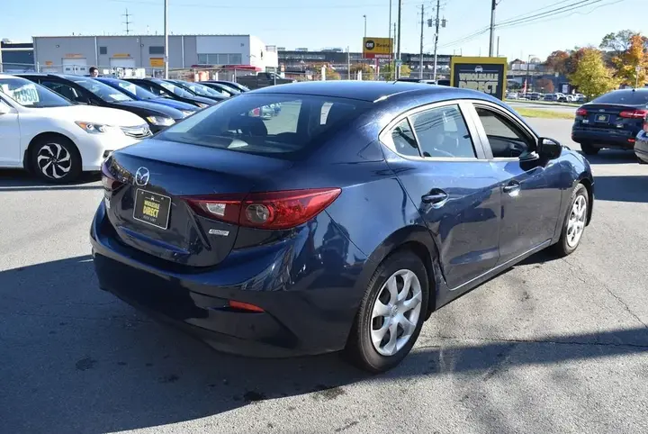 Mazda Mazda3 2015 photo 4