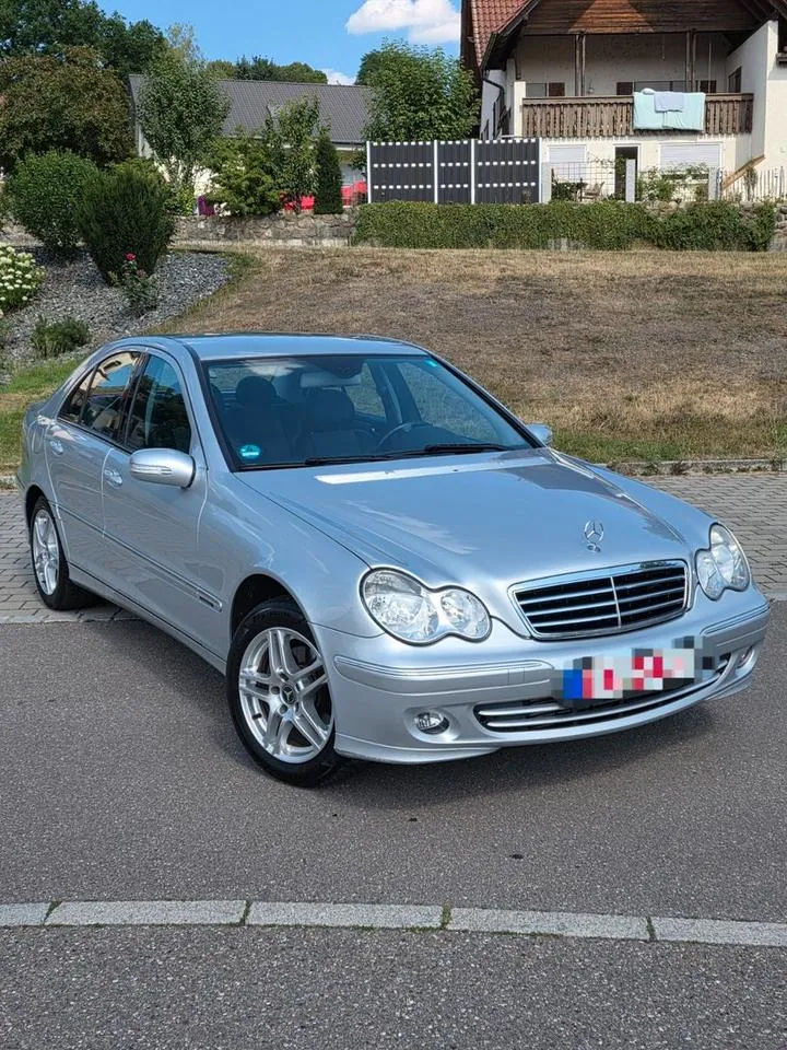 Mercedes-Benz C 180