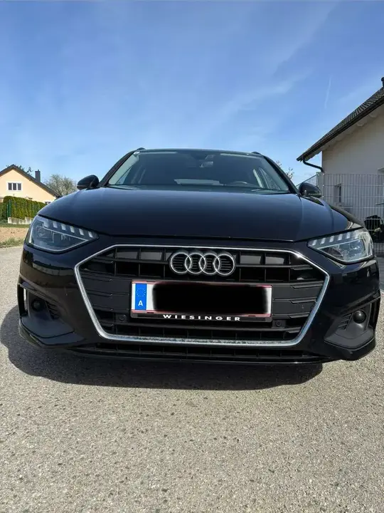 Audi A4 2019 photo 2