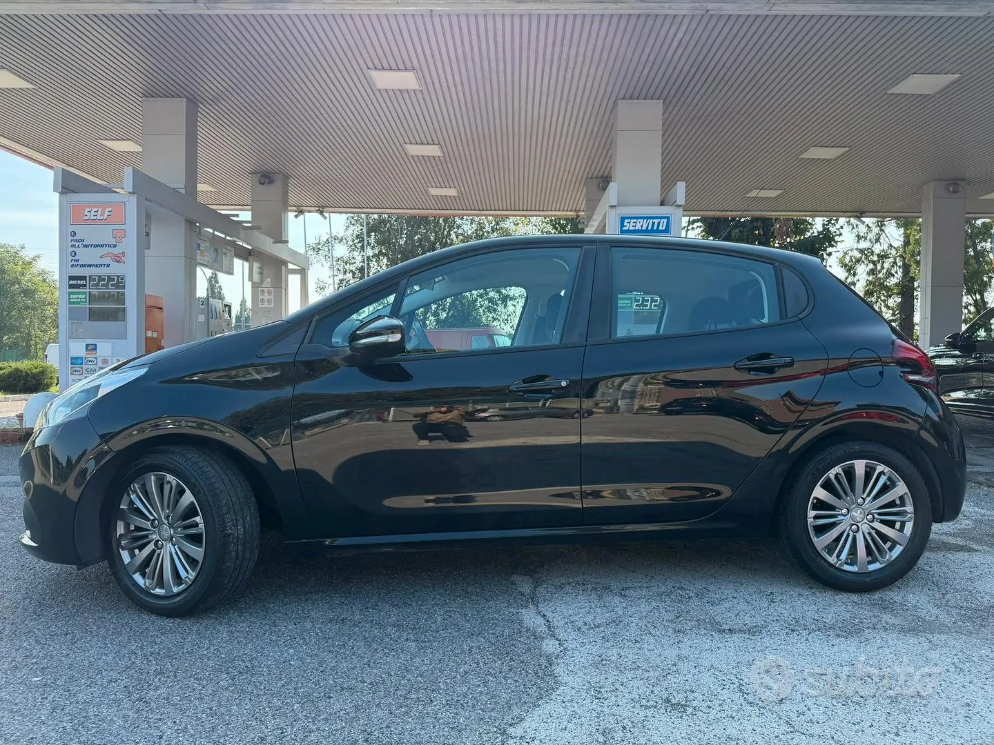 Peugeot 208 2016 photo 3