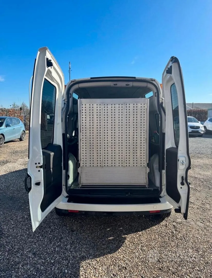 Fiat Doblo 2016 photo 5