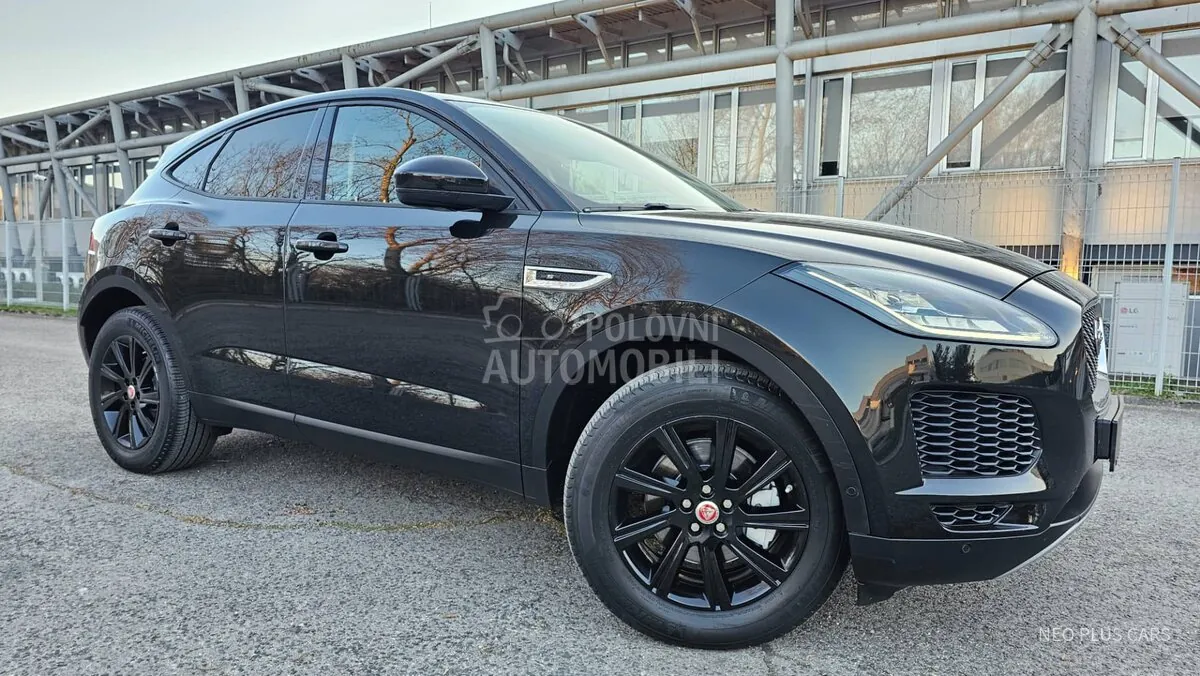 Jaguar E-Pace 2018 photo 3