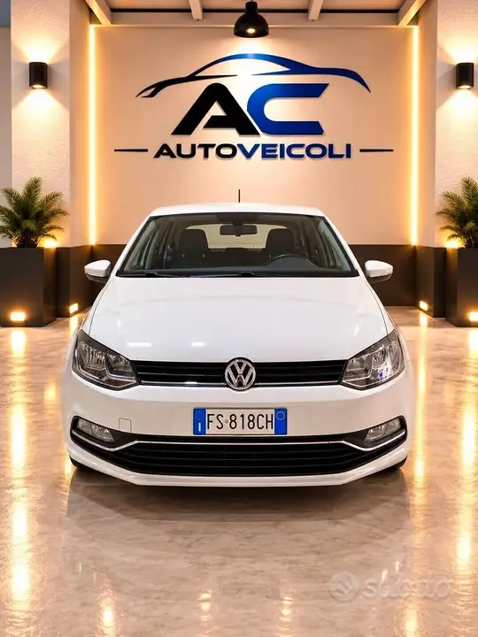 Volkswagen Polo 2015 photo 2