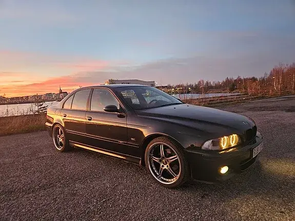 BMW 523I 2000 photo 2